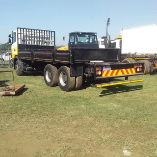 2005 SCANIA P470 DROPSIDE BODY