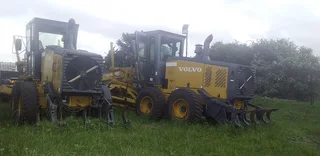 2005 VOLVO G710B GRADER
