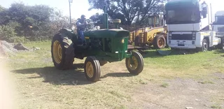 1975 John Deer 1120 Tractor