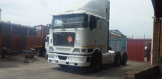 2005 International 9800i Double Axles Truck Tractor