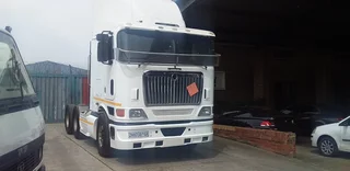 2005 INTERNATIONAL 9800I 6X4 T/T