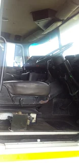 2005 INTERNATIONAL 9800I 6X4 T/T