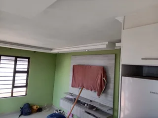 cellings rhinolite and painting more info contact whatsapp 0727590252 calls 0658098093