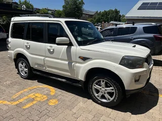 2017 Mahindra Scorpio SUV
