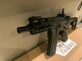 M4 airport rifle (Comes with bullets)