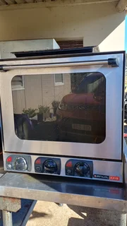 Anvil convection oven