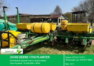 John Deere 1750 Planter