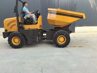 Dumpers / Bouers / Contractors / Kontrakteurs