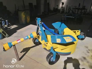 MULCHERS / WINGERDE / BOME / CITRUS / KAPPES / GOOI OP BANKIES