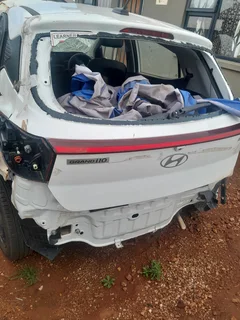 2023 huyndai i10 grand 1.2 automatic stripping for Parts