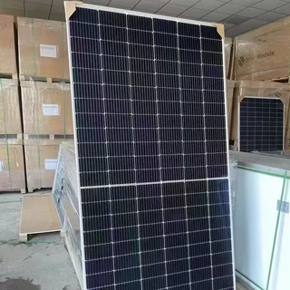 R1500 solar panels 550W monocrystalline with bracket