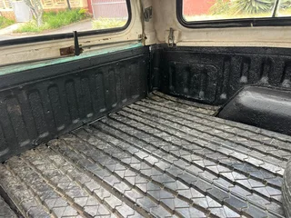 2001 Nissan 1400 Bakkie