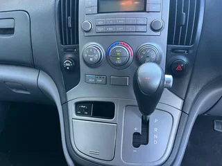 2014 Hyundai H1 2.5TDI VGT 10 Seater Automatic