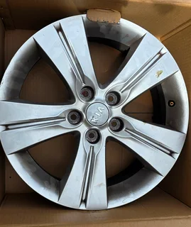 Original KIA Sportage 17 rims