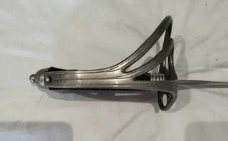 OFFICERS CEREMONIAL SWORD &amp; LEATHER SCABBARD - OLD COAT OF ARMS