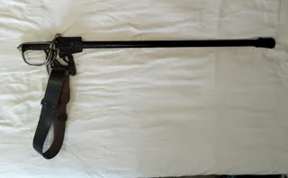 OFFICERS CEREMONIAL SWORD &amp; LEATHER SCABBARD - OLD COAT OF ARMS