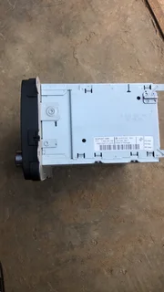Volkswagen Jetta 5 car radio for sale R700.