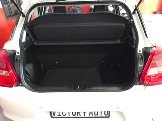 2023 Suzuki Swift 1.2 GA – petrol manual hatch – FSH, one owner – Brackenfell