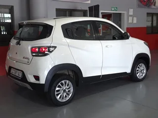 2018 Mahindra KUV 100 1.2 K6&#43; NXT – petrol manual crossover – FSH, 1 owner – Brackenfell