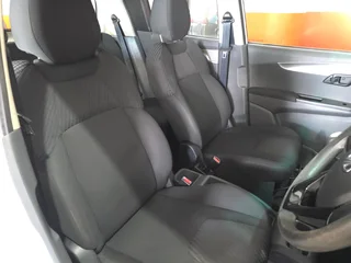 2018 Mahindra KUV 100 1.2 K6&#43; NXT – petrol manual crossover – FSH, 1 owner – Brackenfell