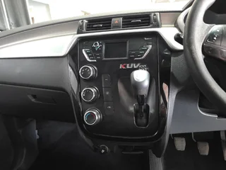 2018 Mahindra KUV 100 1.2 K6&#43; NXT – petrol manual crossover – FSH, 1 owner – Brackenfell