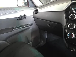 2018 Mahindra KUV 100 1.2 K6&#43; NXT – petrol manual crossover – FSH, 1 owner – Brackenfell