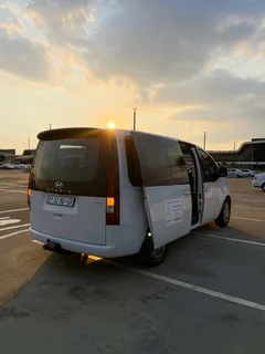 Hyundai Staria  11 seater for hire/ rental