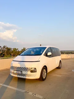 Hyundai Staria  11 seater for hire/ rental
