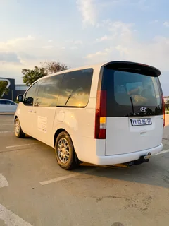 Hyundai Staria  11 seater for hire/ rental