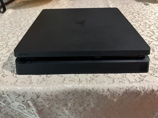 PlayStation 4 Slim 500GB