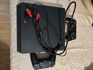 PlayStation 4 Slim 500GB