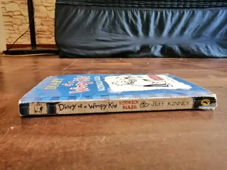 Diary of a wimpy kid (Rodric Rules) second hand book.