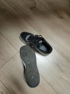 Mens Nike Air Force 1 &#39;07 LV8 Smoke Grey/ Black/White UK8.5