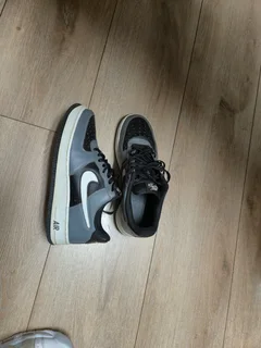 Mens Nike Air Force 1 &#39;07 LV8 Smoke Grey/ Black/White UK8.5