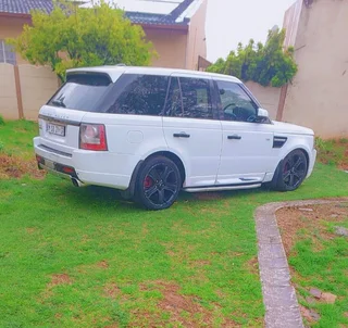 2011 Land Rover Range Rover Sport SUV for sale.  Call 07825725702