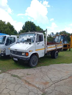 2006 Tata Worker Dropside