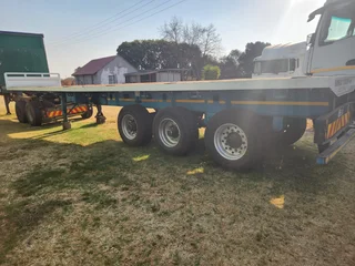 2016 Ramkat flatdeck trailer