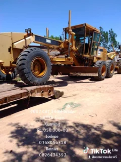 2007 CAT 140H Grader