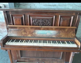 Vintage piano