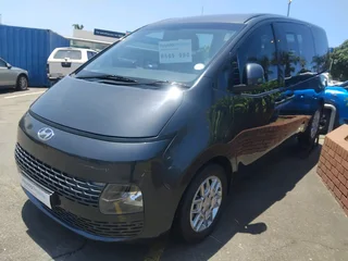 2022 hyundai staria 2.2d auto