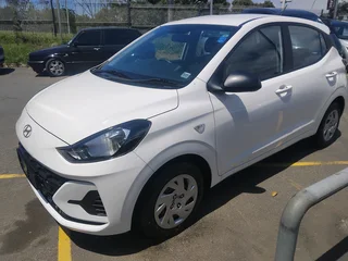 2025 hyundai grand i10