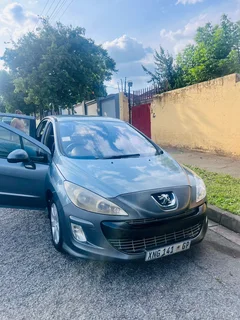 2008 Peugeot 308 Sedan