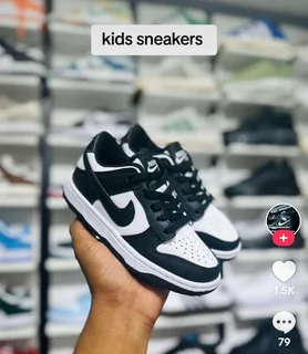 Sneakers - Ad posted by amuse