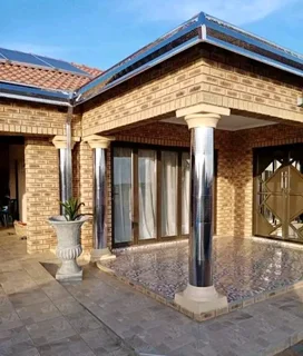 Stainless steel pillar covers