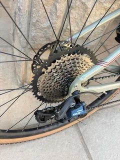 2025 Avalanche Dust gravel bike Large