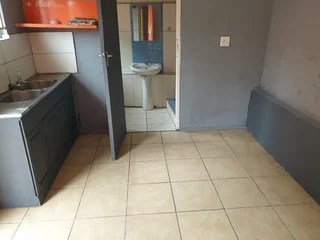 Outbuilding for rent