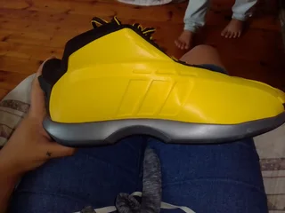 crazy 1 yellow and grey adidas