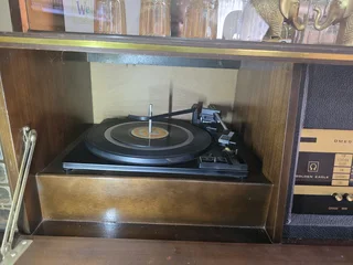 Omega Golden eagle music system