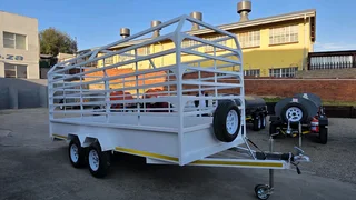 3,4,5 meter Cattle / animal trailer