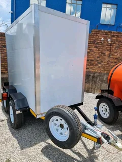 Box body trailer